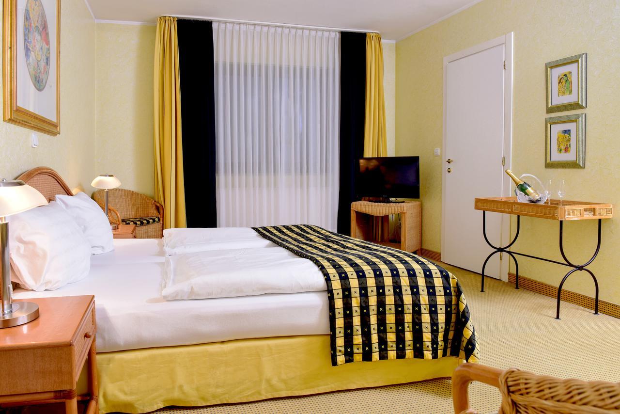 Hotel Altera Pars Кельн Екстер'єр фото