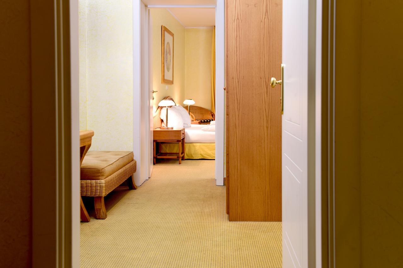 Hotel Altera Pars Кельн Екстер'єр фото
