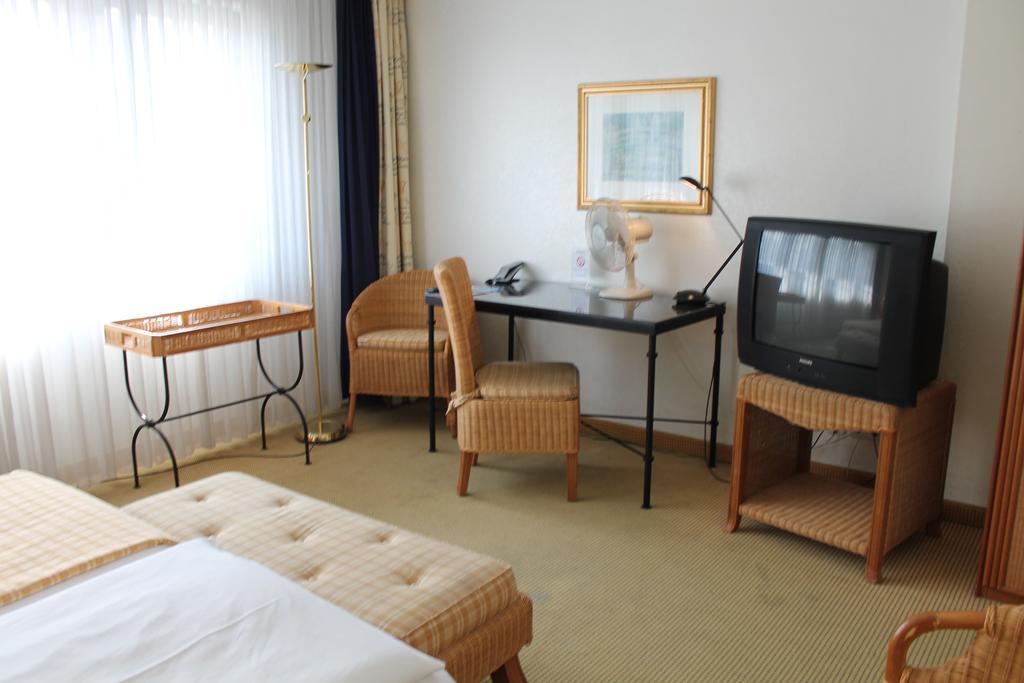 Hotel Altera Pars Кельн Екстер'єр фото